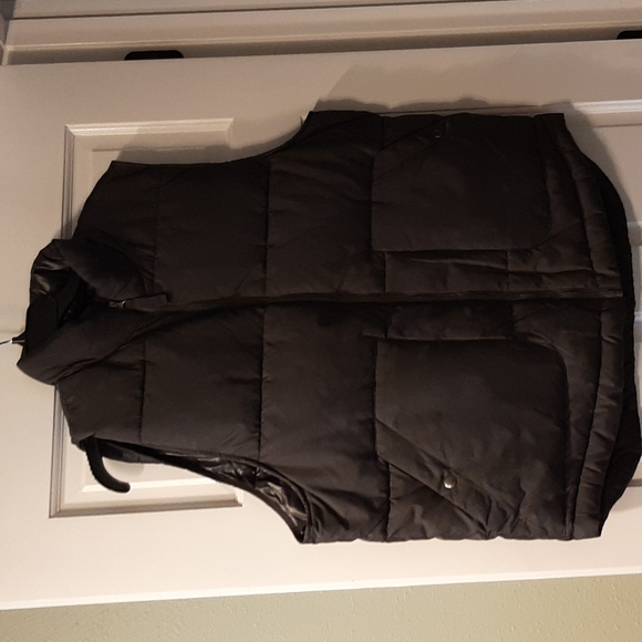 Jackets & Coats Mens St Johns Bay Puffer Vest Large Dark Gray Poshmark